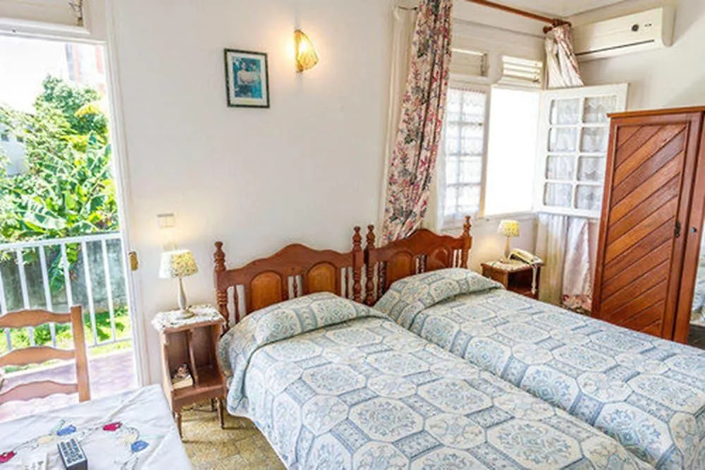 Les Chambres D'Hotes De La Villa Cayol Fort-de-France